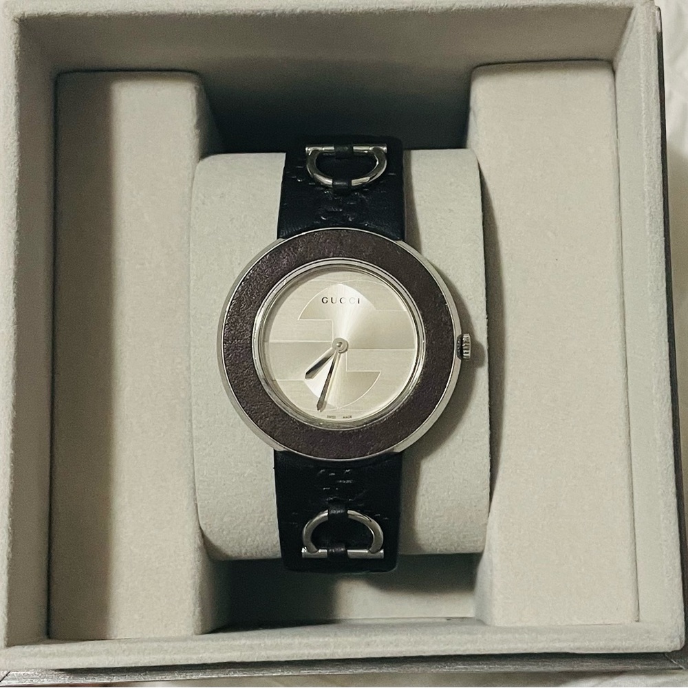 Gucci Series U-Play 129.4 Women's Wristwatch 35MM.